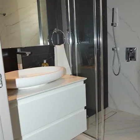Luxurous Comfort With Sea View Appartement