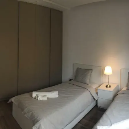Luxurous Comfort With Sea View Appartement *